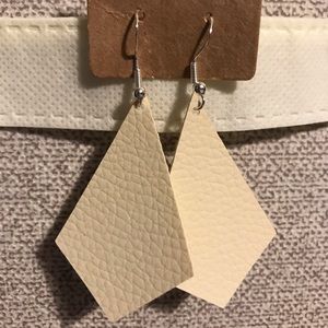 Leather earrings